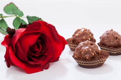 Red roses and chocolate candy