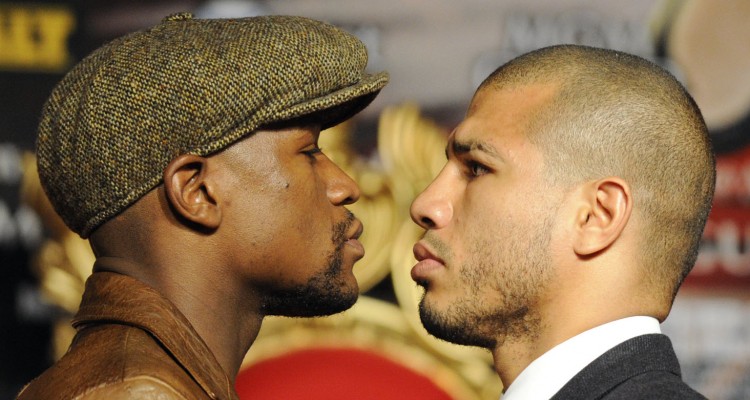 Floyd-Mayweather-and-Miguel-Cotto-Face-off