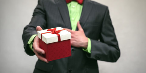 Best-Gifts-Ideas-Men-2018