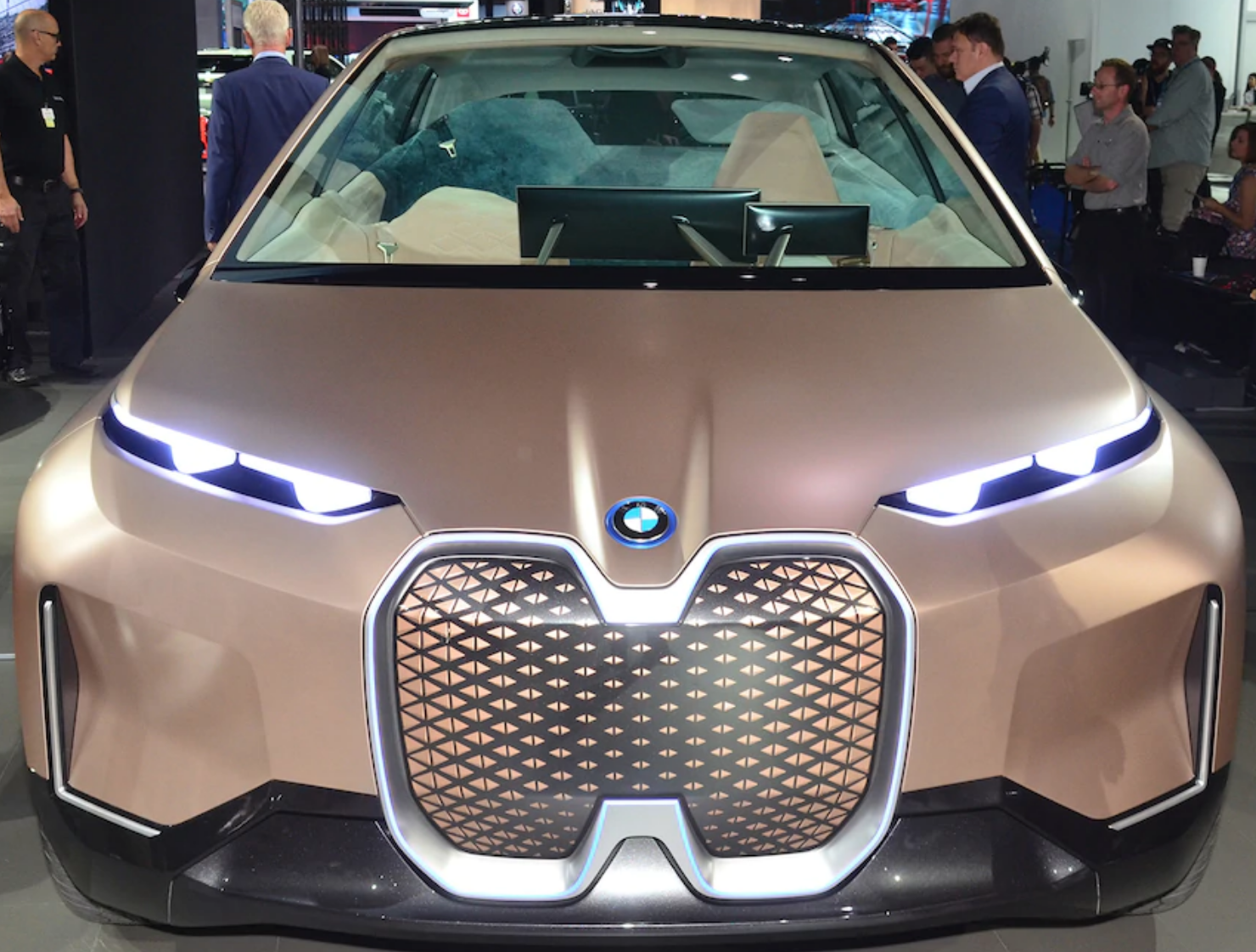 BMW-iNext-LA-Auto-Show